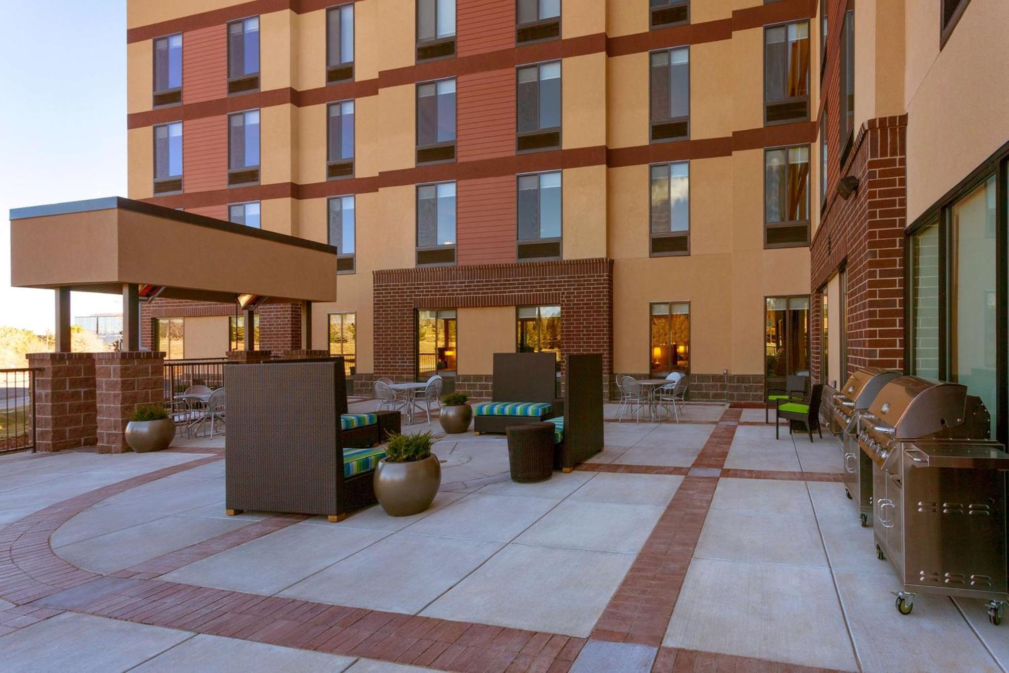 Home2 Suites By Hilton Denver West / Federal Center Лейкуд Екстериор снимка