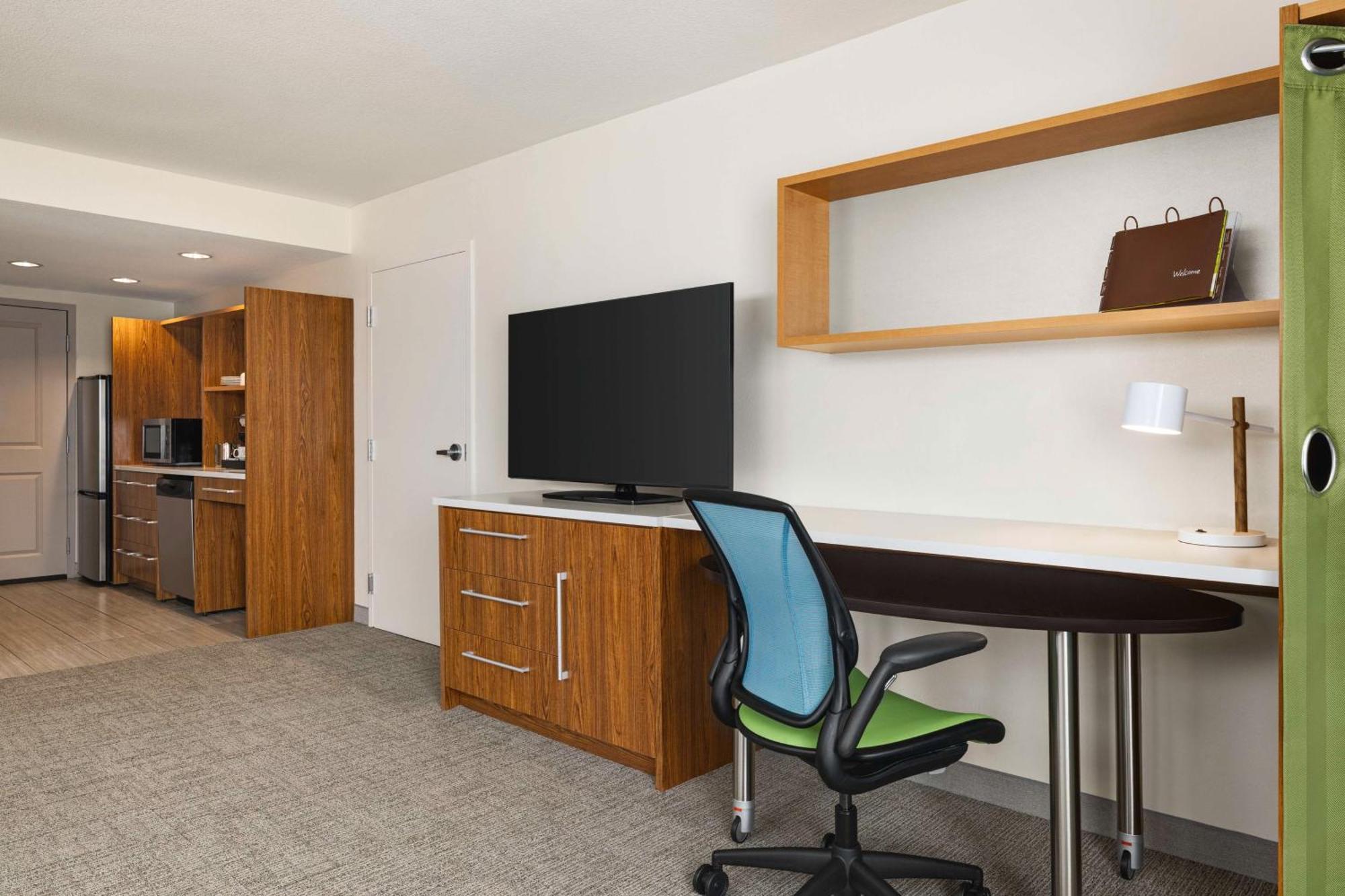 Home2 Suites By Hilton Denver West / Federal Center Лейкуд Екстериор снимка