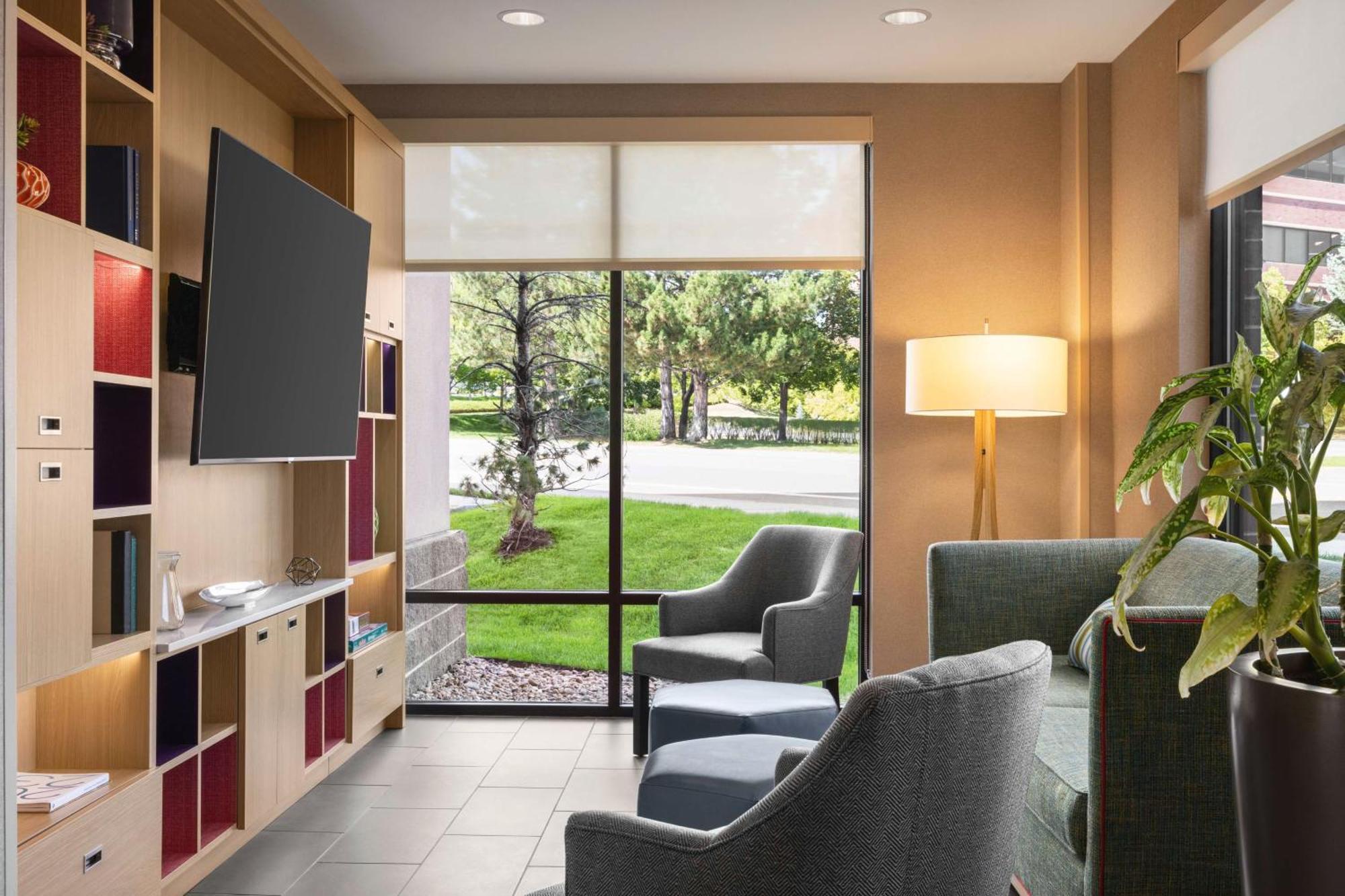 Home2 Suites By Hilton Denver West / Federal Center Лейкуд Екстериор снимка
